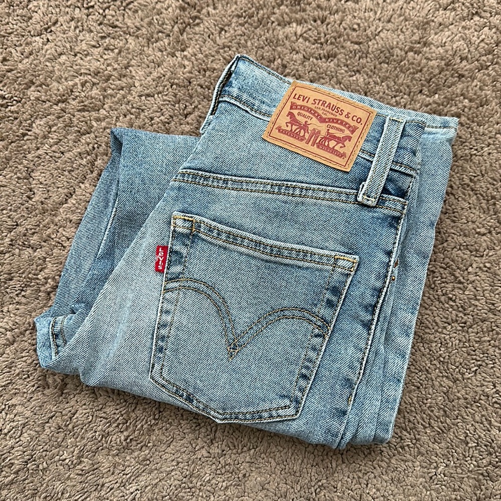 levi's
